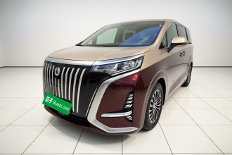 腾势D9 2022款 EV 600 四驱尊荣型