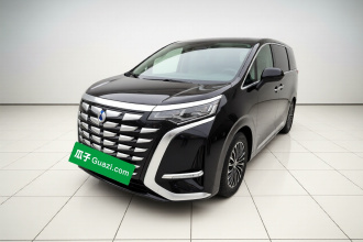 腾势D9 2022款 DM-i 970 四驱尊荣型