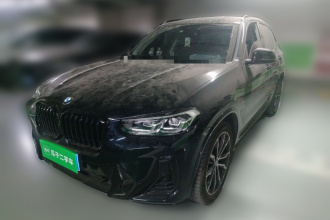 宝马X3 2023款 xDrive30i 领先型 M曜夜套装