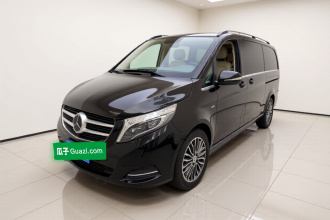 奔驰V级 2018款 V 260 L 尊贵加长版 国VI