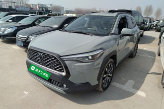 丰田 卡罗拉锐放 2022款 2.0L 旗舰版