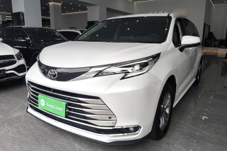 丰田 赛那SIENNA 2024款 2.5L混动 舒适版
