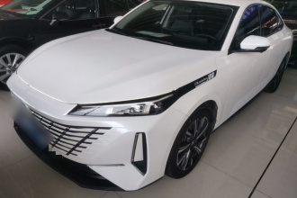 长安 逸动 2024款 1.5T GDI自动 尊贵型