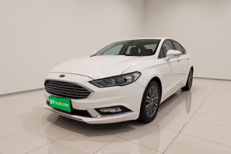 福特 蒙迪欧 2017款 EcoBoost 200 豪华型