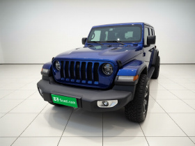 Jeep 牧马人 2019款 2.0T Sahara 四门版 国VI