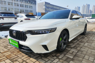 本田 英仕派 2023款 260TURBO 精致版