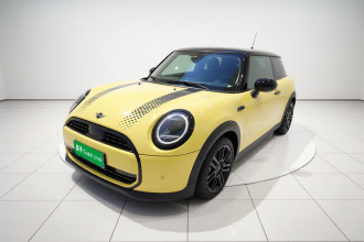 MINI 2025款 1.5T COOPER 经典派