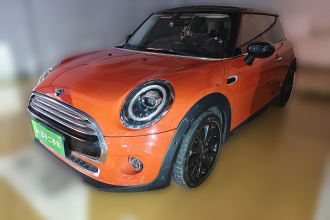 MINI 2019款 1.5T COOPER 艺术家