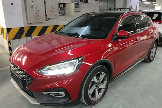 福特 福克斯Active 2021款 EcoBoost 180 自动劲潮型