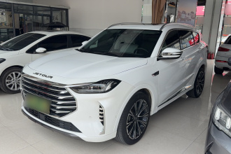 捷途X70 2023款 诸葛 2.0T DCT卧龙 5座
