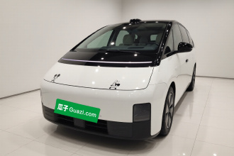 理想汽车 理想MEGA 2024款 Ultra