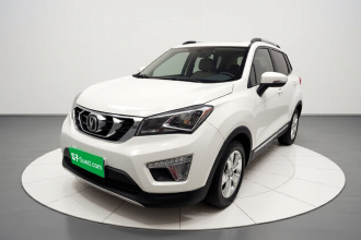 长安CS15 2016款 1.5L 手动时尚版