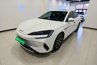 比亚迪 海豹 2024款 荣耀版 DM-i 1.5L 121km 豪华型