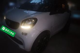 smart fortwo 2015款 1.0L 52千瓦硬顶激情版