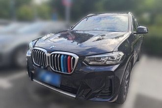 宝马X3 2022款 改款 xDrive25i M运动套装