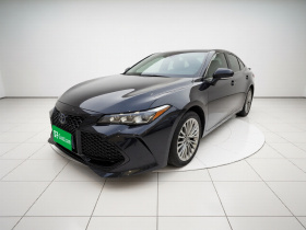 丰田 亚洲龙 2019款 双擎 2.5L XLE尊贵版 国VI