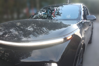 理想汽车 理想L8 2023款 Air