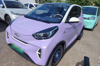 奇瑞QQ 小蚂蚁 2022款 改款 甜粉款 半糖版 磷酸铁锂 30.7kWh 30kW 301km