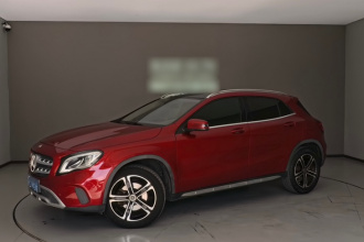 奔驰GLA 2018款 GLA 200 时尚型