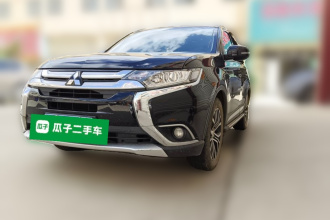 三菱 欧蓝德 2018款 2.0L 两驱嘉乐版 7座