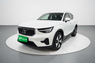沃尔沃XC40 2023款 B3 智远豪华版
