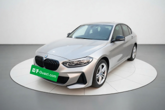 宝马1系 2021款 改款 120i M运动曜夜版