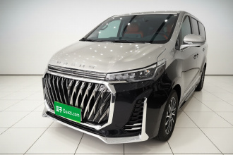 上汽大通MAXUS 大通G20 2023款 改款 PLUS 2.0T 汽油自动豪华版