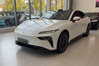 东风奕派 eπ007 2026款 007+ 纯电 650 Ultra+激光雷达版