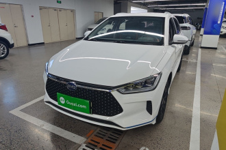 比亚迪e2 2021款 豪华型