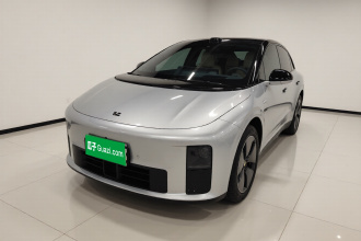 理想汽车 理想i6 2025款 两驱标准版