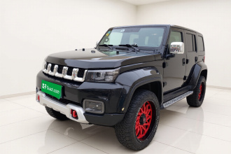 北京越野 北京BJ40 2018款 PLUS 2.3T 自动四驱尊享版 国V