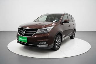 宝骏730 2017款 1.5T 手动时尚型 7座 国V