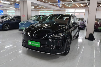 鸿蒙智行 尚界H5 2025款 增程 Max