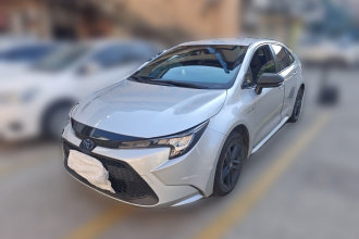 丰田 雷凌 2022款 双擎 1.8H E-CVT领先版