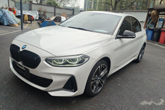 宝马1系 2021款 改款 125i M运动曜夜版