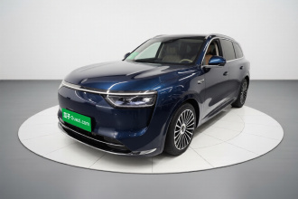 鸿蒙智行 问界M8 2025款 增程 Ultra版 53.4kWh 6座版 (192线激光雷达）