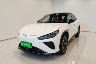 哪吒汽车 哪吒L 2024款 增程 310 闪充红衣版