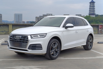 奥迪Q5L 2018款 45 TFSI 尊享时尚型 国VI