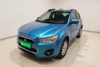 三菱 劲炫ASX 2013款 2.0L CVT四驱尊贵版