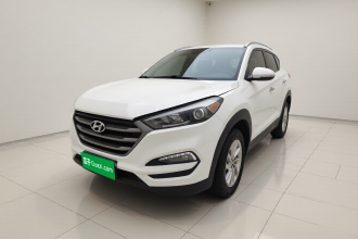 现代 途胜 2015款 1.6T 双离合两驱智能型