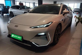 吉利银河 银河E8 2025款 700km 远航智驾版