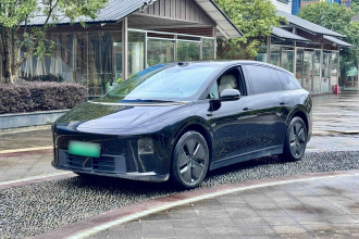 理想汽车 理想i6 2025款 两驱标准版