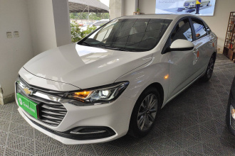 雪佛兰 科鲁泽 2022款 320 自动悦享天窗版