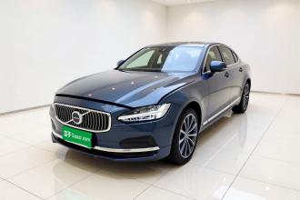 沃尔沃S90 2025款 B5 智远豪华版