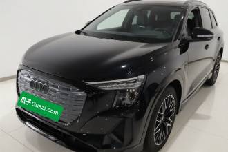 奥迪Q5 e-tron 2023款 40 e-tron 星耀型 机甲套装