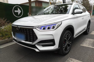 比亚迪 宋PLUS 2020款 1.5T 自动旗舰型