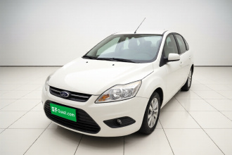 福特 福克斯 2013款 三厢经典 1.8L 手动基本型