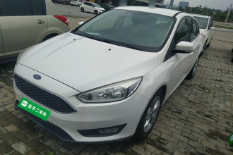 福特 福克斯 2015款 两厢 1.6L 自动舒适型