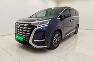 腾势D9 2022款 DM-i 970 四驱尊荣型