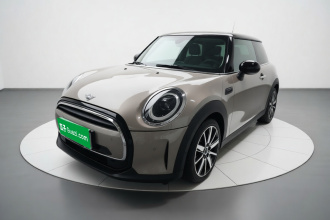 MINI 2023款 改款 1.5T COOPER 艺术家